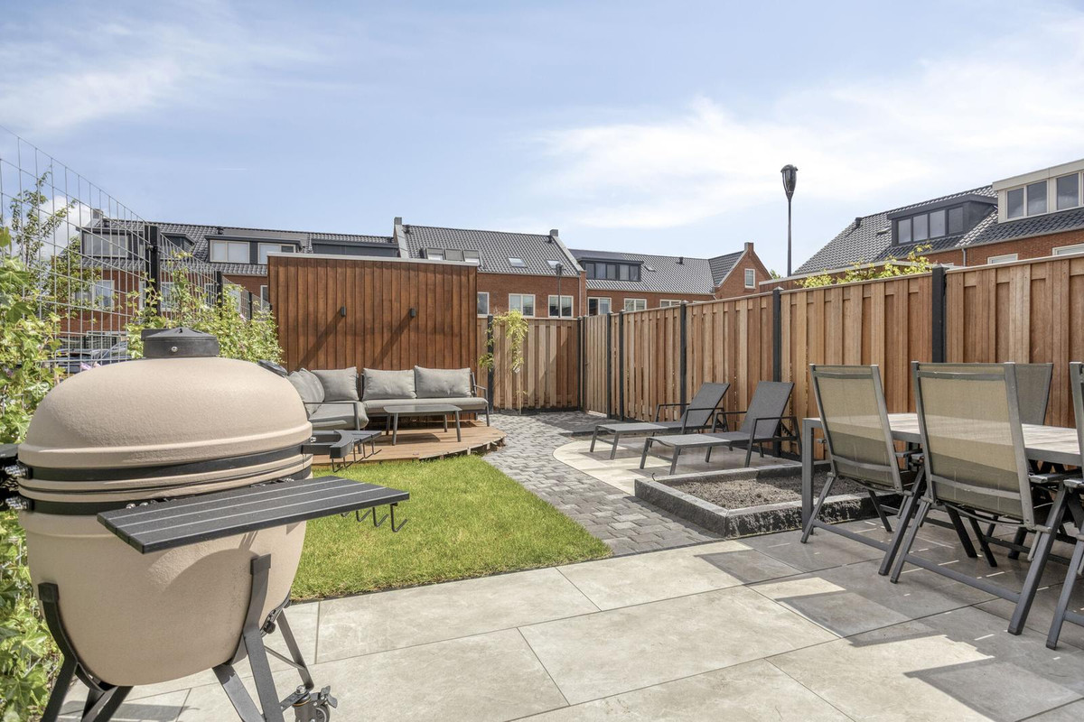 Hoekwoning te koop: Laan van Zuiderhoeven 86, Hoofddorp
