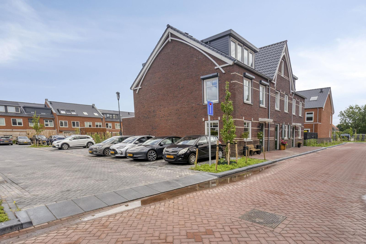 Hoekwoning te koop: Laan van Zuiderhoeven 86, Hoofddorp
