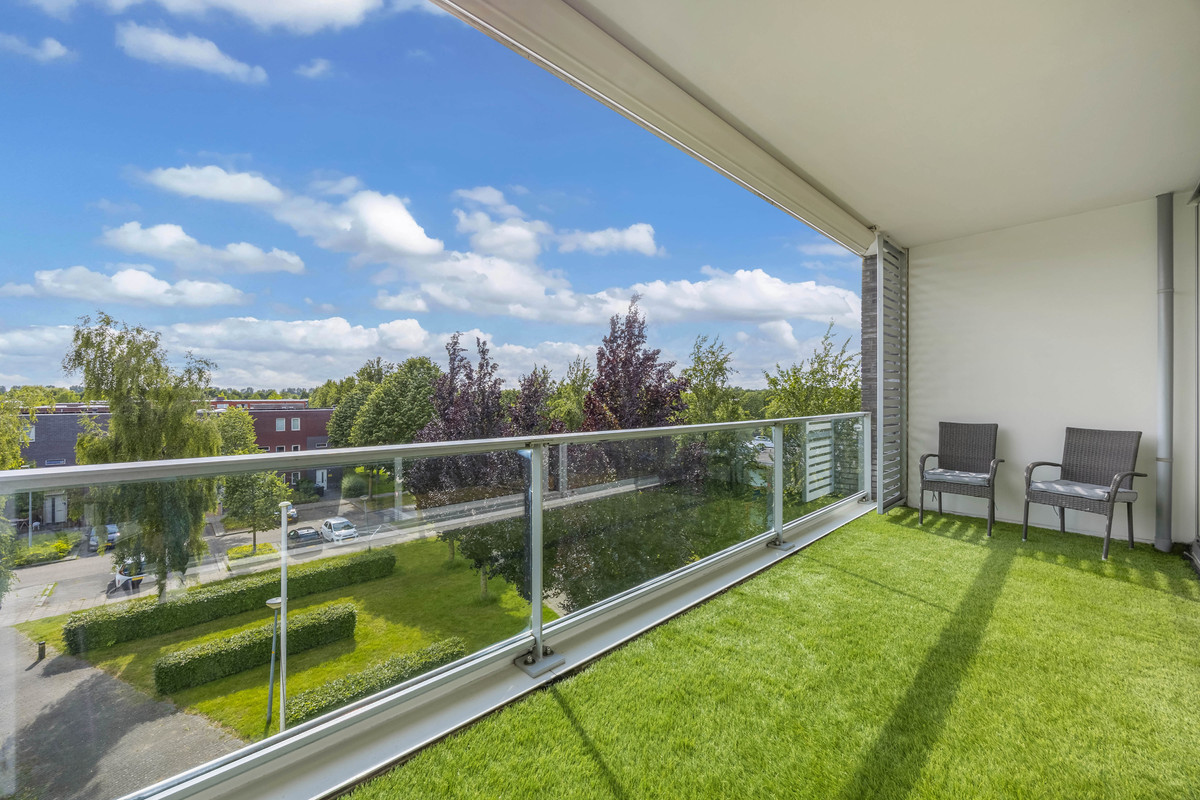 Appartement te koop: Albrecht Dürerweg 97A, Almere