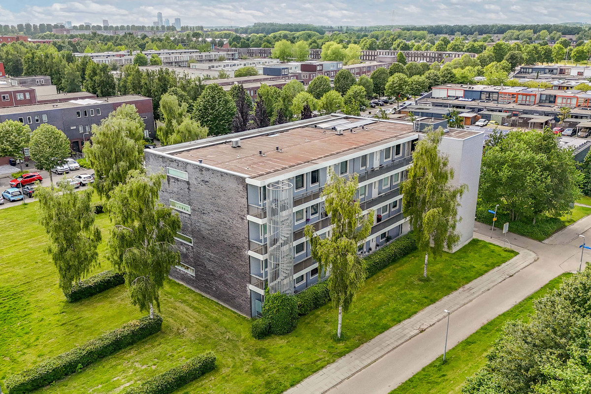 Appartement te koop: Albrecht Dürerweg 97A, Almere
