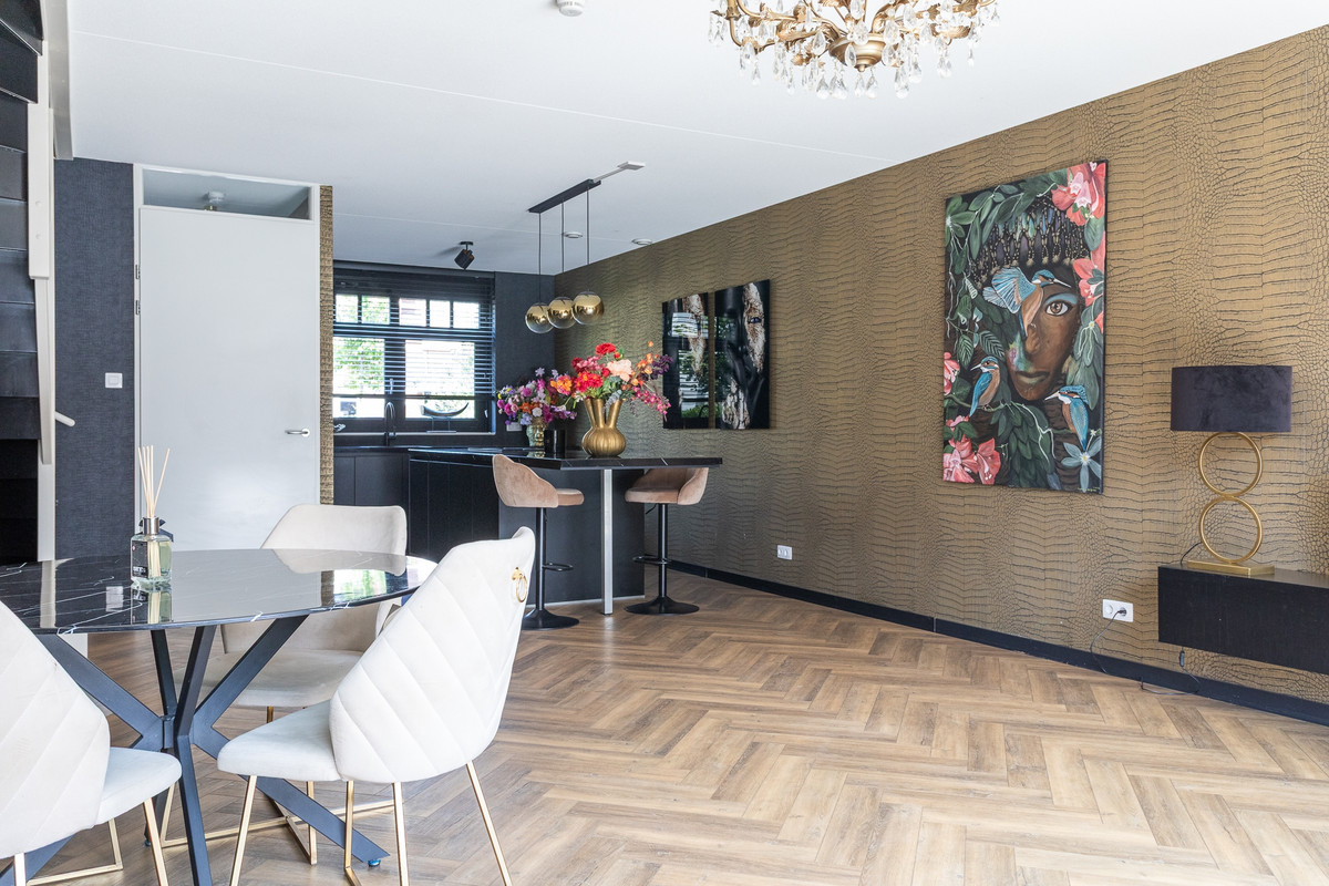 Tussenwoning te koop: Markgraaflaan 162, 'S-Gravenhage