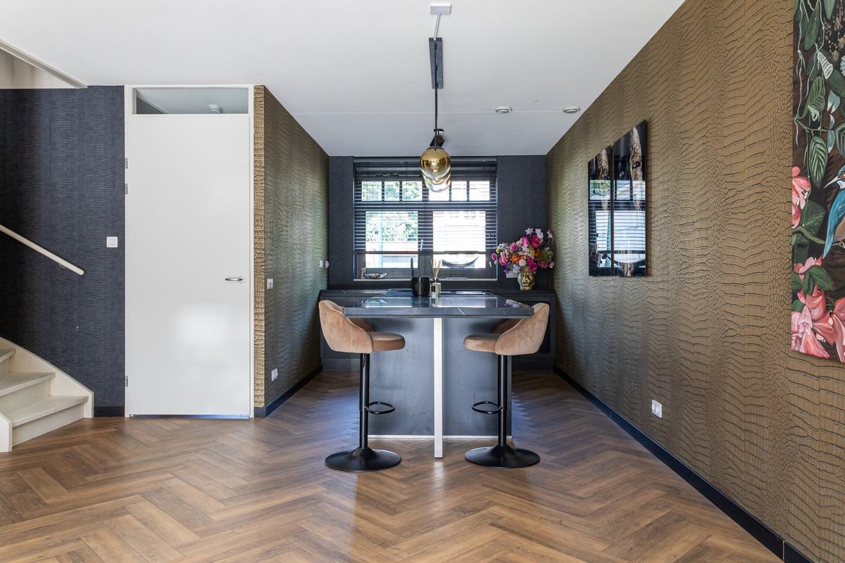 Tussenwoning te koop: Markgraaflaan 162, 'S-Gravenhage