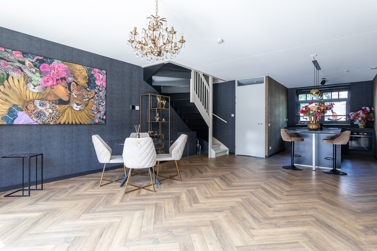 Tussenwoning te koop: Markgraaflaan 162, 'S-Gravenhage