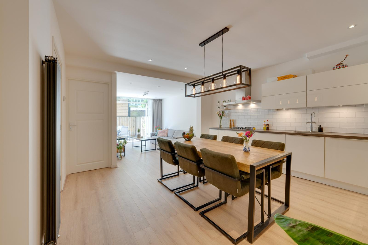 Appartement te koop: Orteliusstraat 183H, Amsterdam