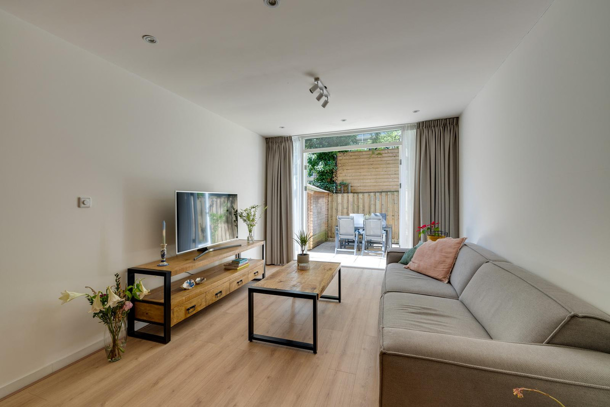 Appartement te koop: Orteliusstraat 183H, Amsterdam