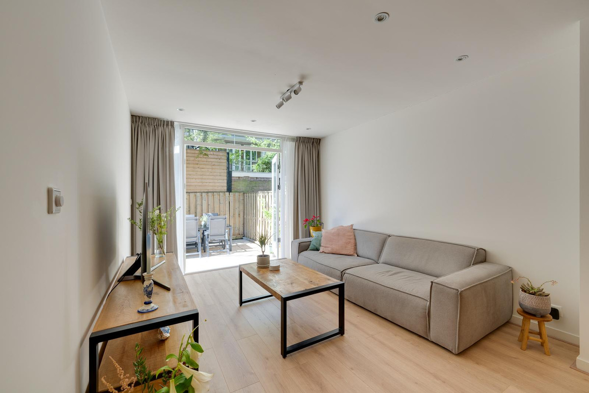 Appartement te koop: Orteliusstraat 183H, Amsterdam