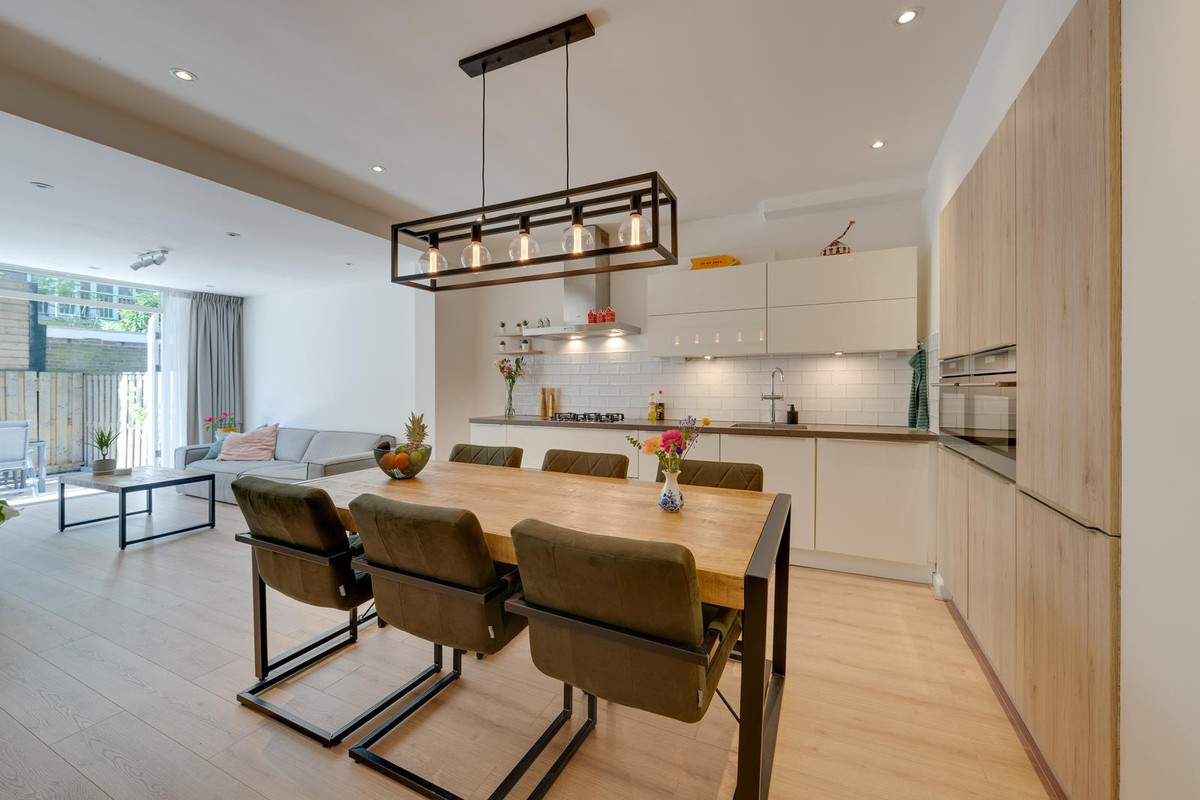 Appartement te koop: Orteliusstraat 183H, Amsterdam