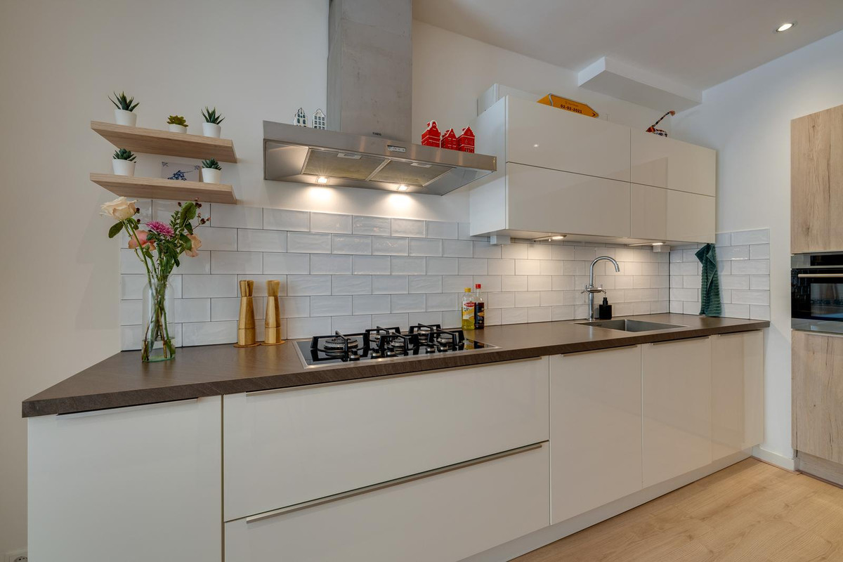 Appartement te koop: Orteliusstraat 183H, Amsterdam