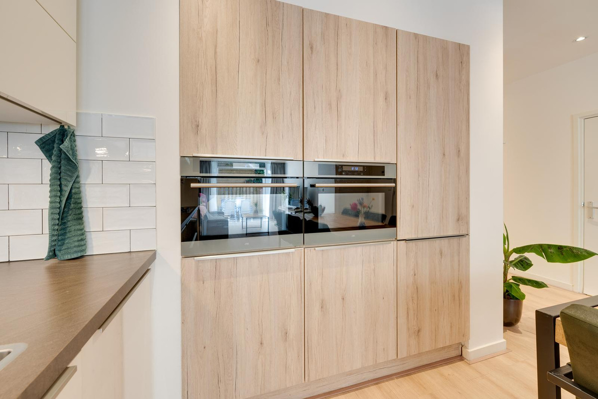 Appartement te koop: Orteliusstraat 183H, Amsterdam