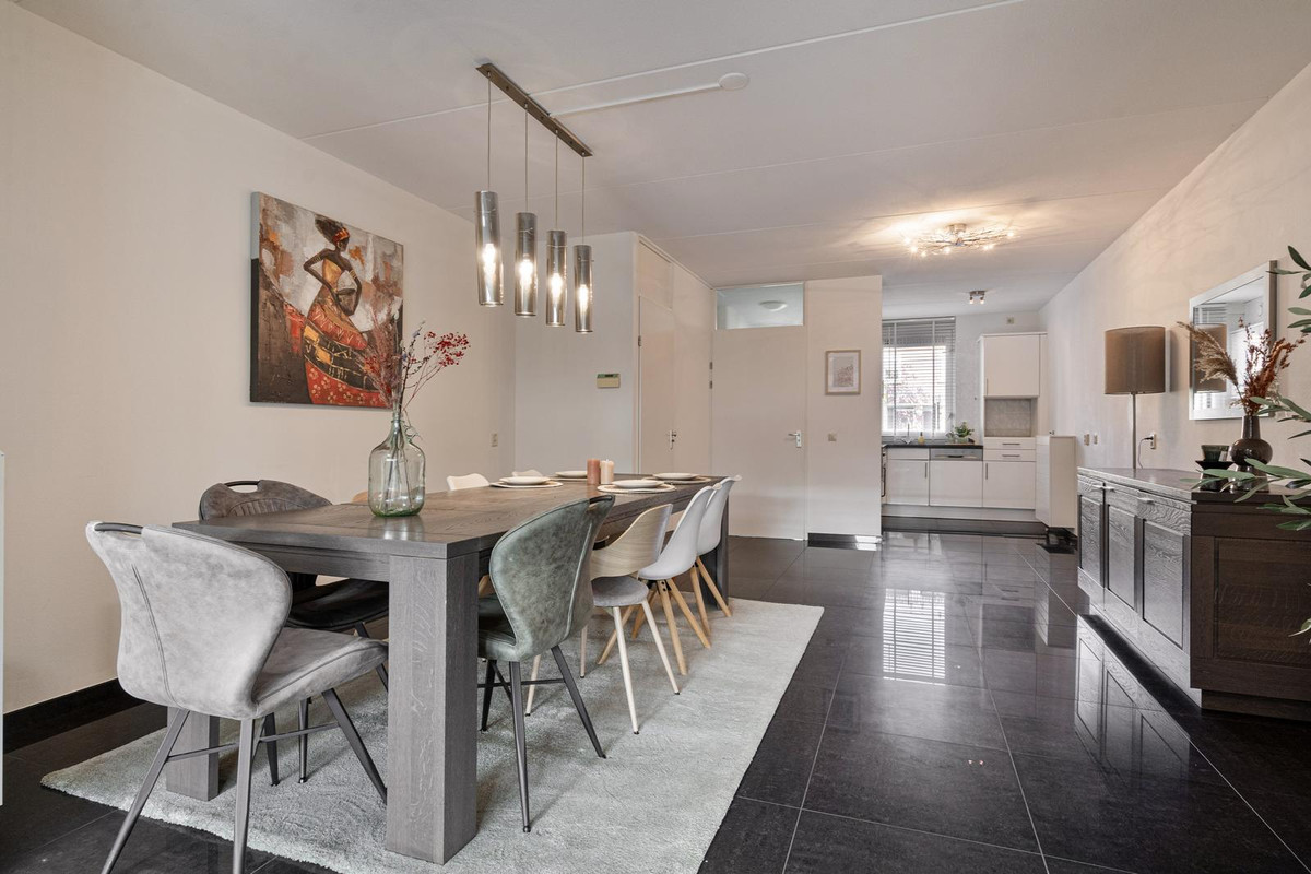 Tussenwoning te koop: Wislaan 76, Uden