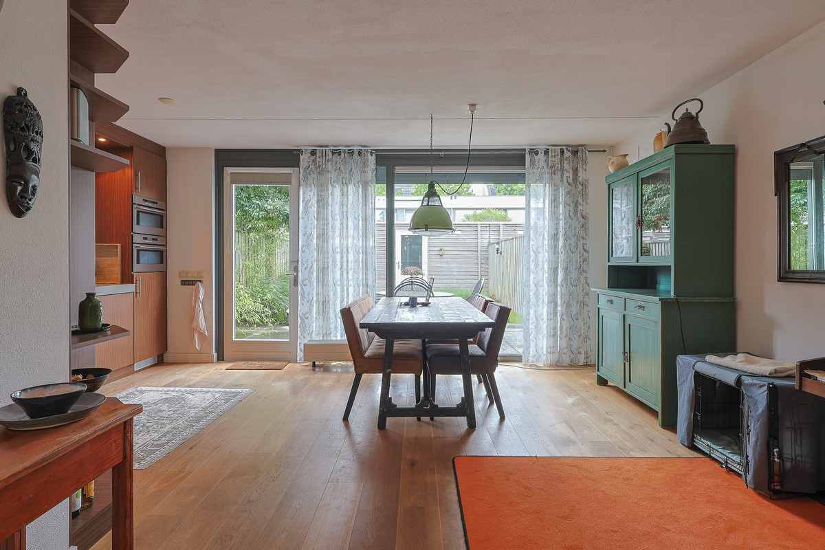 Tussenwoning te koop: Knikeind 21A, Best