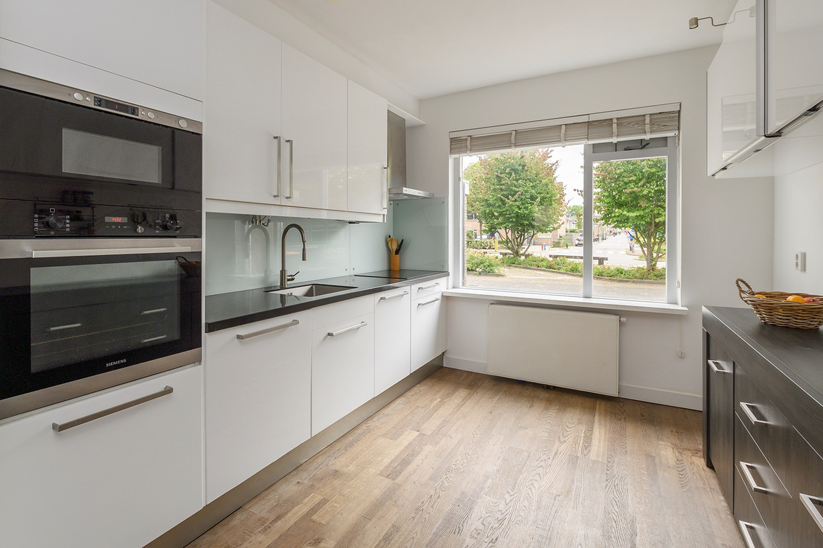 Tussenwoning te koop: Spechtenkamp 227, Maarssen