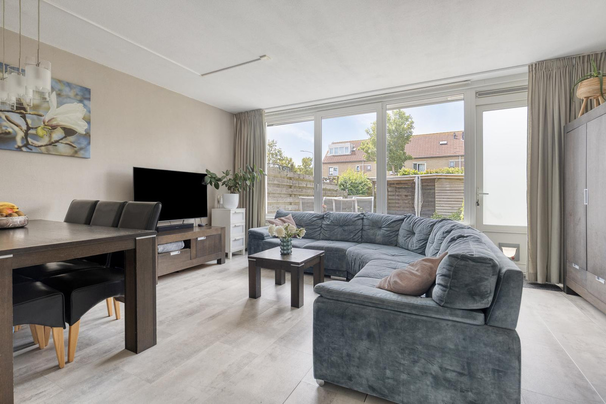 Tussenwoning te koop: Pinakel 5, Middelburg