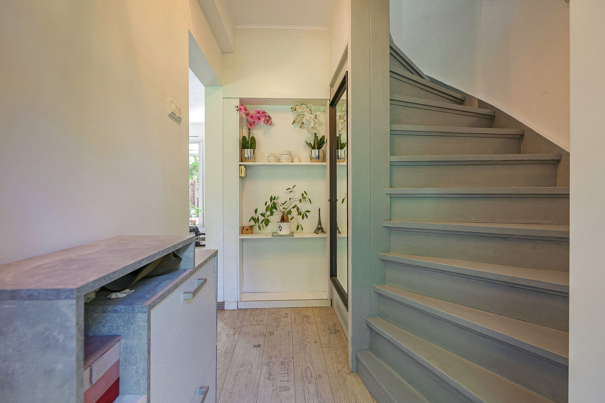 Hoekwoning te koop: Hoefbladweg 20, Zaandam
