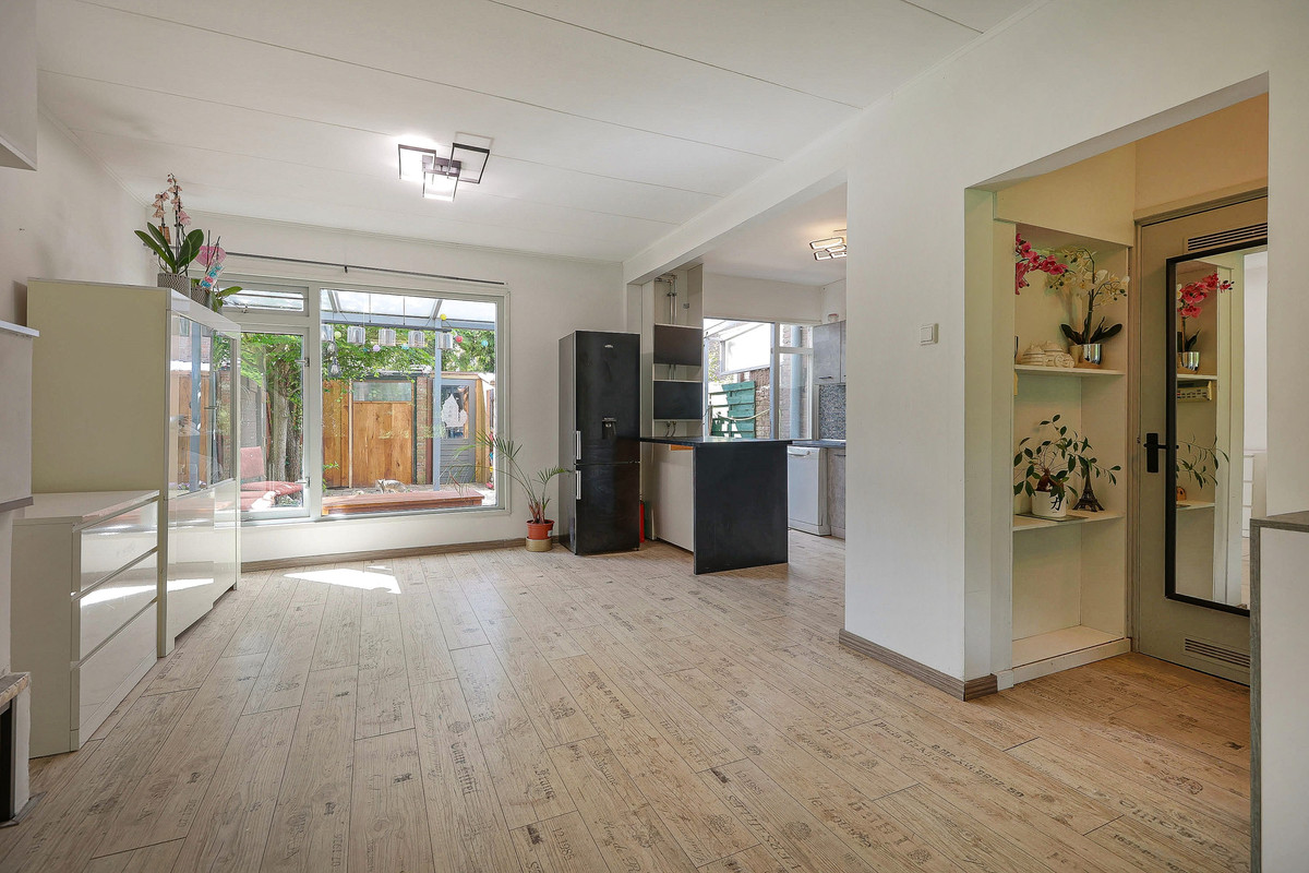 Hoekwoning te koop: Hoefbladweg 20, Zaandam