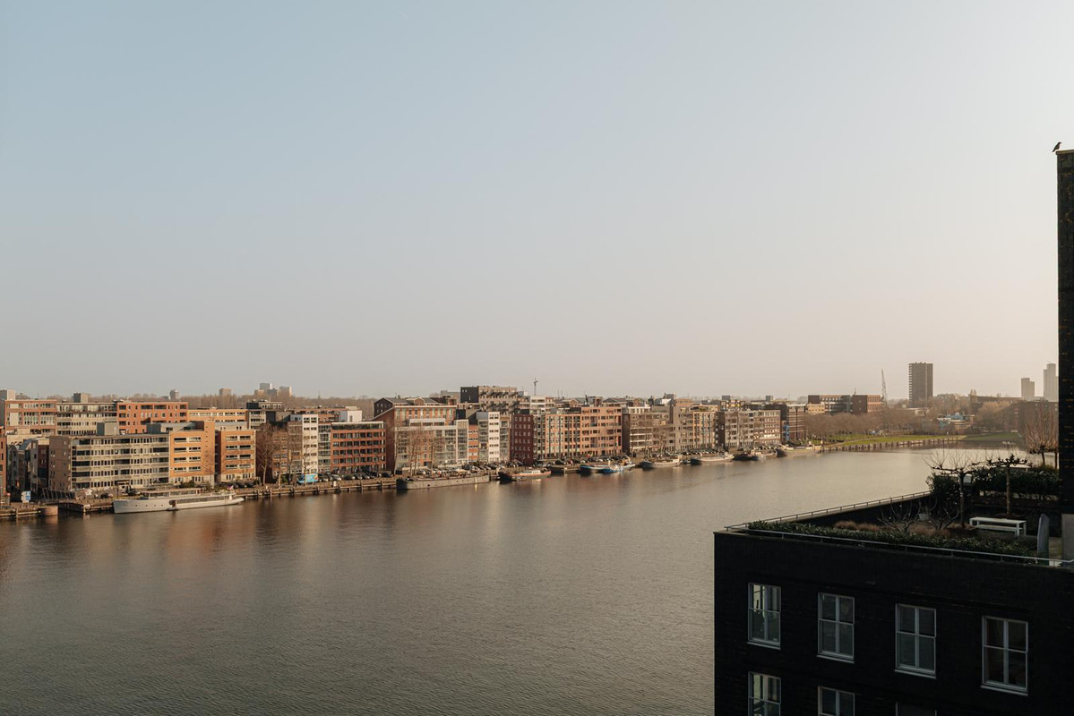 Appartement te koop: Veembroederhof 259, Amsterdam