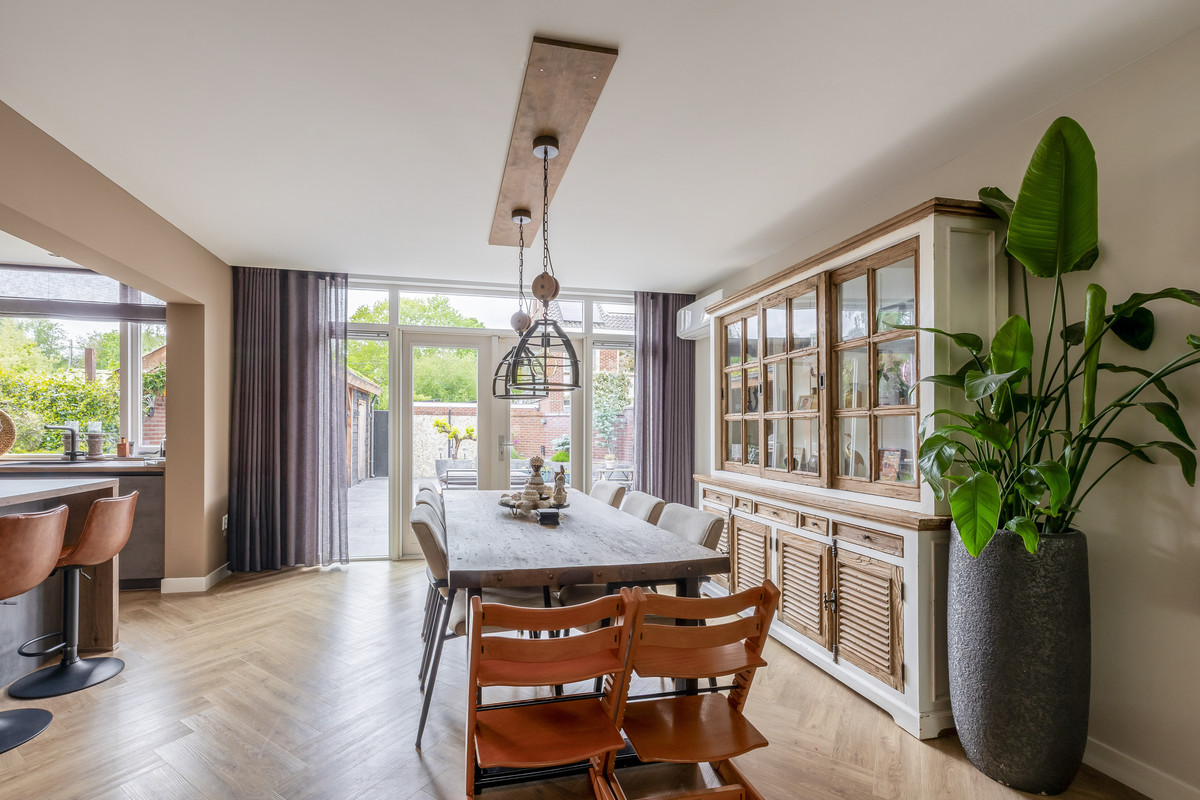 Hoekwoning te koop: Prinses Beatrixlaan 8, Waddinxveen