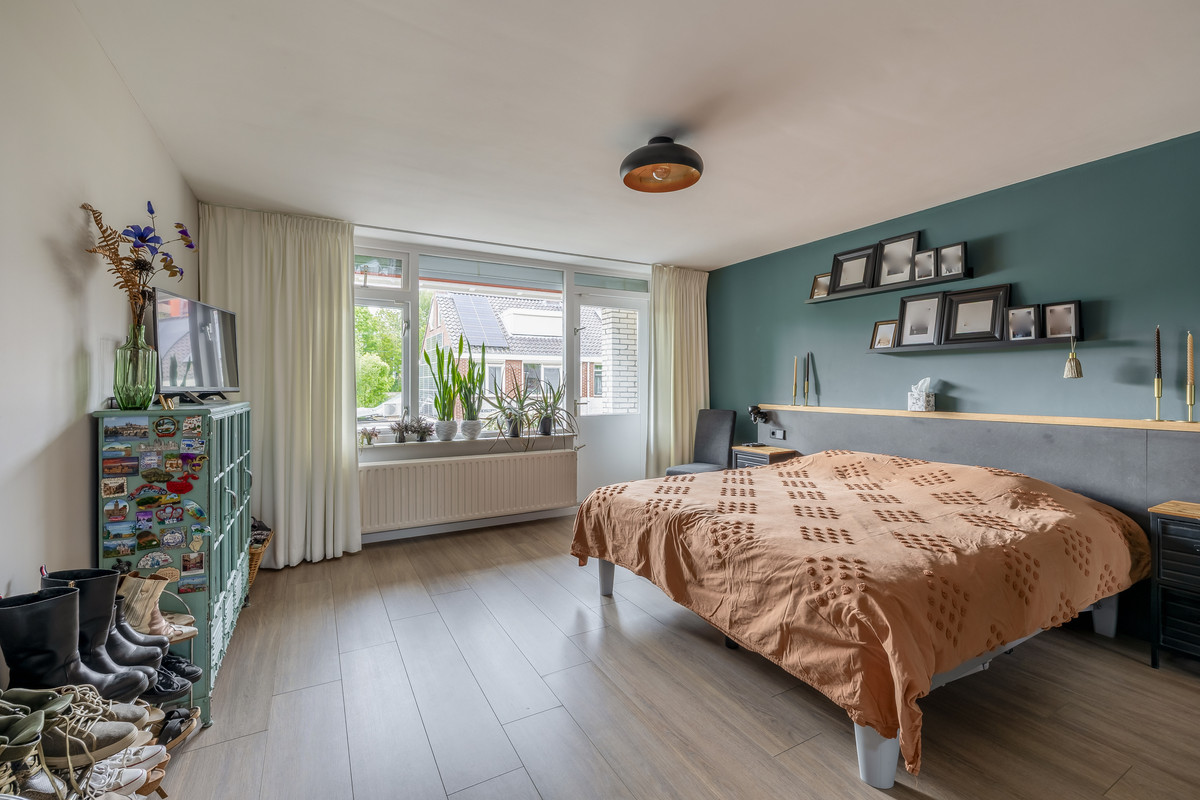 Hoekwoning te koop: Prinses Beatrixlaan 8, Waddinxveen