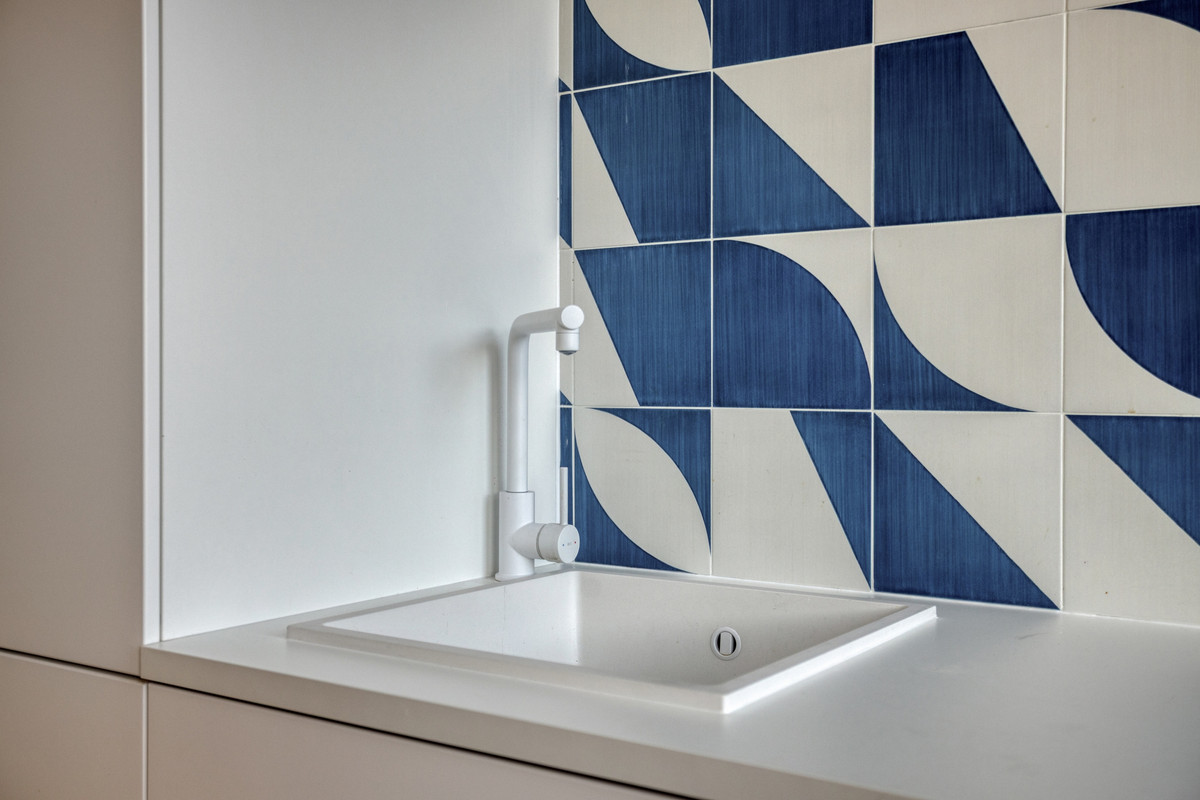 Studio te koop: Blommersdijkselaan 30D, Rotterdam