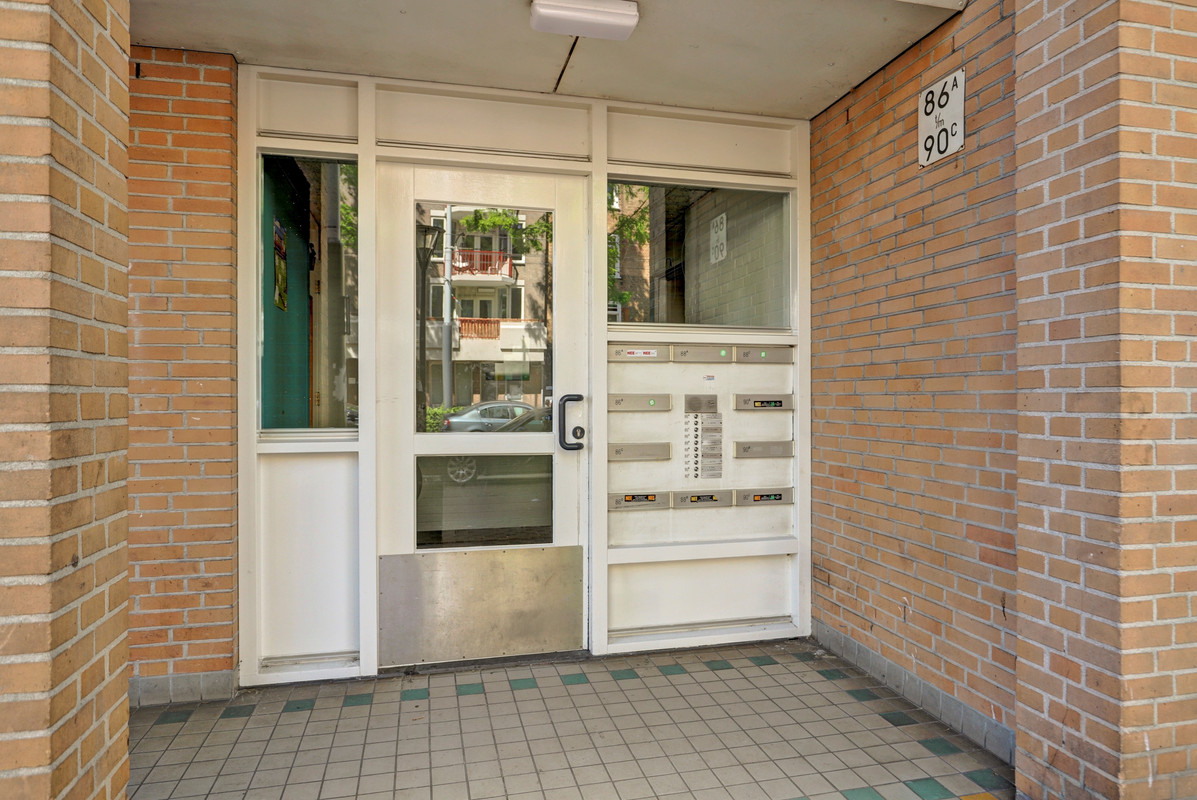 Appartement te koop: Molukkenstraat 86A, Amsterdam