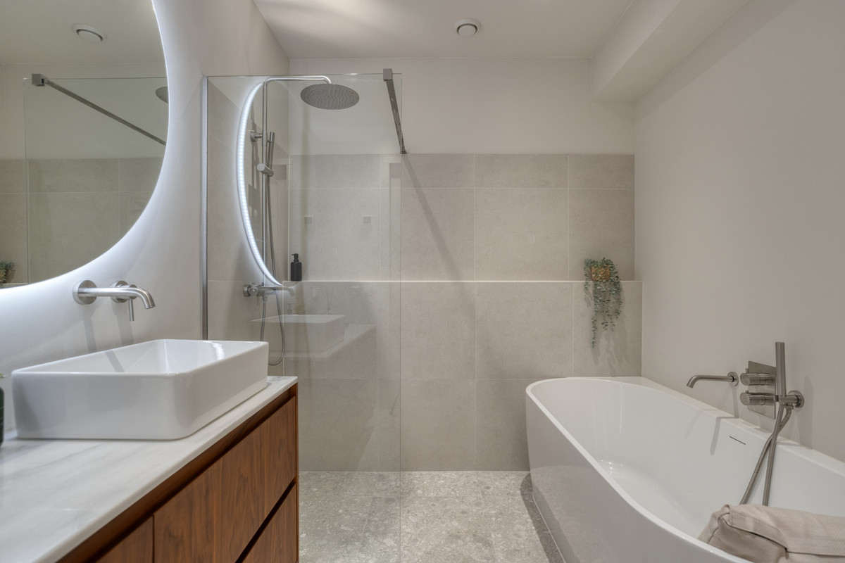 Tussenwoning te koop: Kruistochtstraat 26, Haarlem