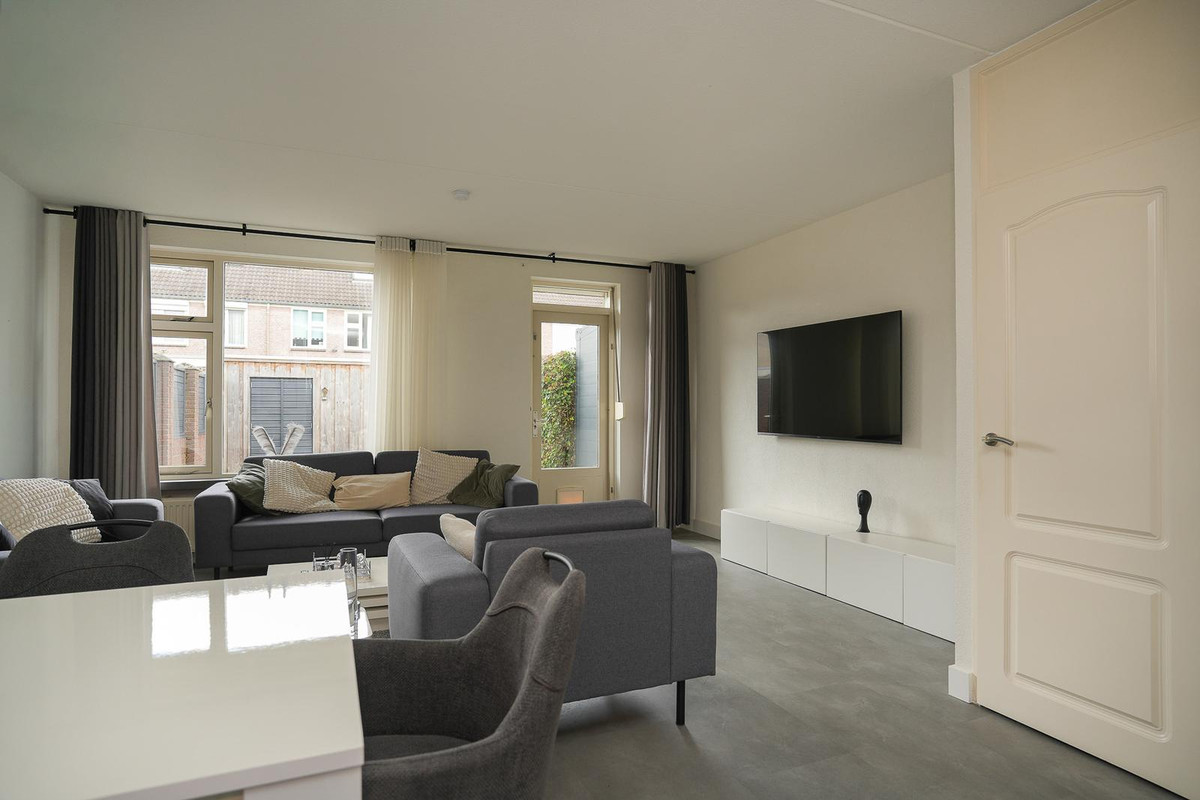 Tussenwoning te koop: Maarten Trompstraat 24, 'S-Hertogenbosch