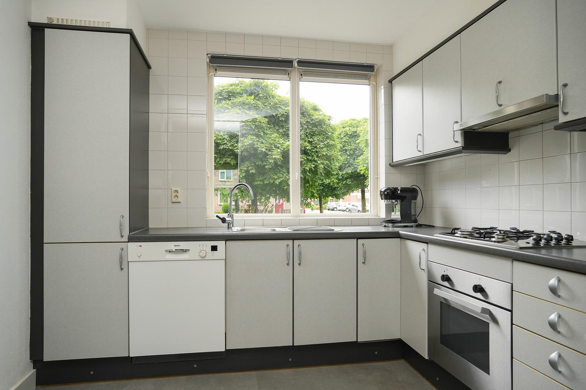 Tussenwoning te koop: Maarten Trompstraat 24, 'S-Hertogenbosch