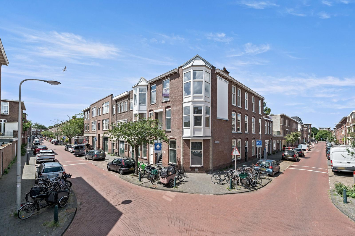 Studio te koop: Jasmijnstraat 37, 'S-Gravenhage