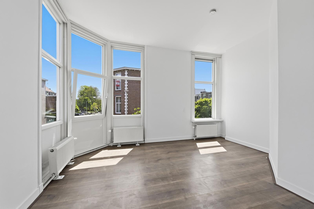 Studio te koop: Jasmijnstraat 37, 'S-Gravenhage
