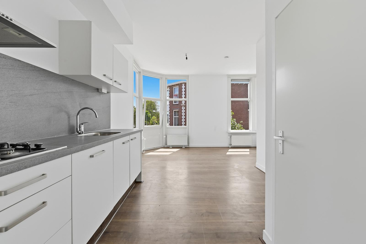 Studio te koop: Jasmijnstraat 37, 'S-Gravenhage
