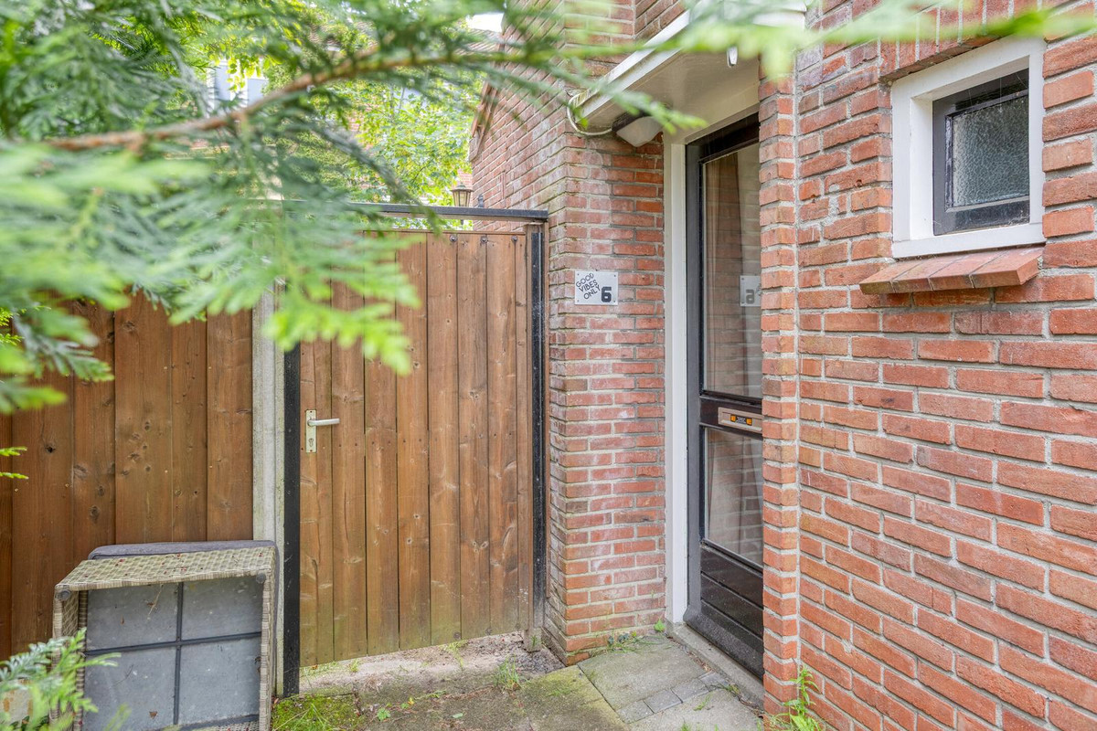 Hoekwoning te koop: J.H. van Linschotenstraat 6, Enschede