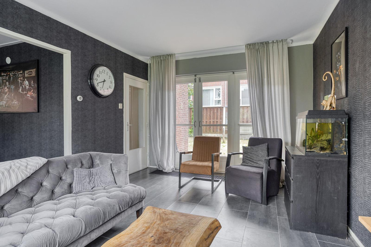Hoekwoning te koop: J.H. van Linschotenstraat 6, Enschede