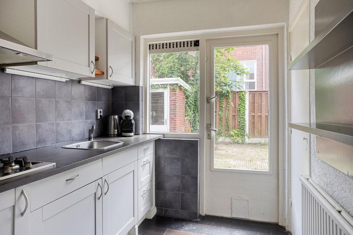 Hoekwoning te koop: J.H. van Linschotenstraat 6, Enschede