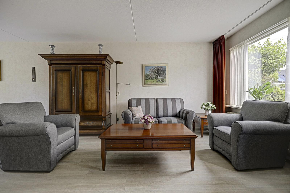 Twee-onder-één-kap te koop: Cranendonckstraat 1, Hedel