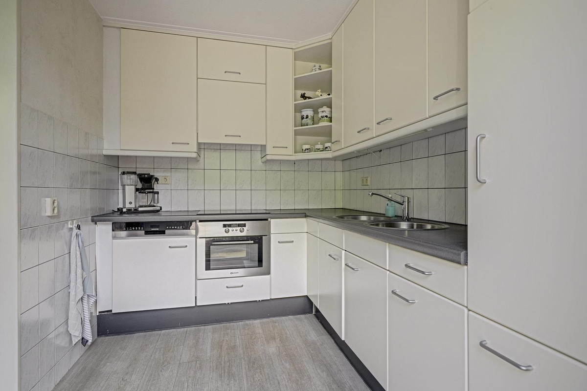 Twee-onder-één-kap te koop: Cranendonckstraat 1, Hedel