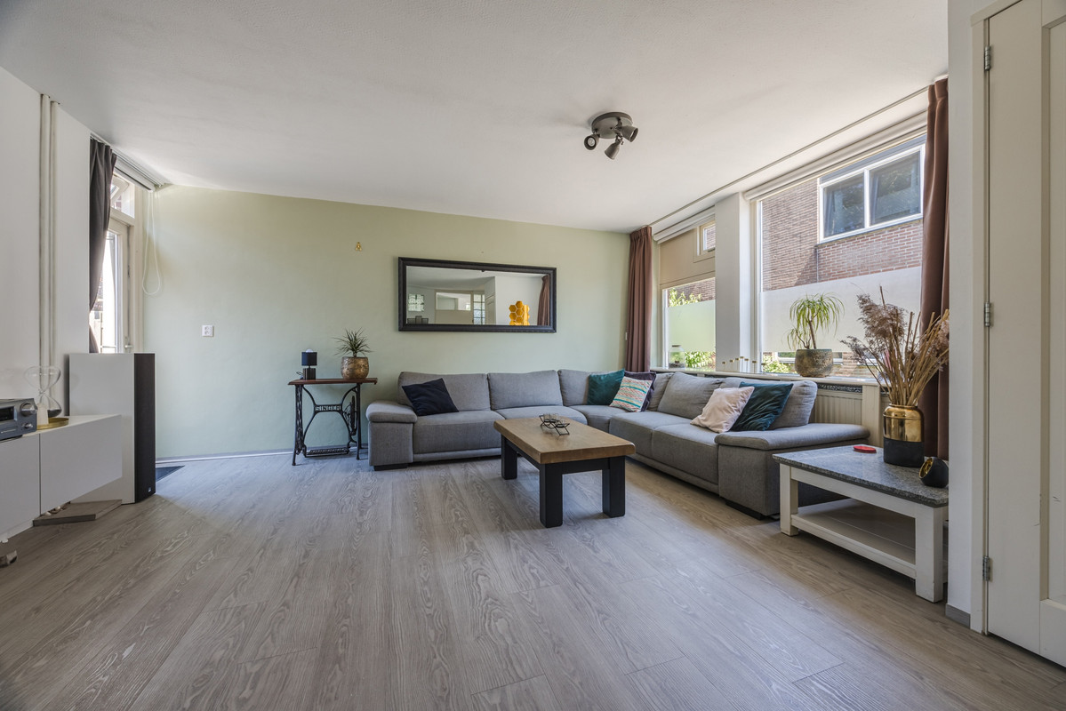 Tussenwoning te koop: Grebbe 7, Rotterdam