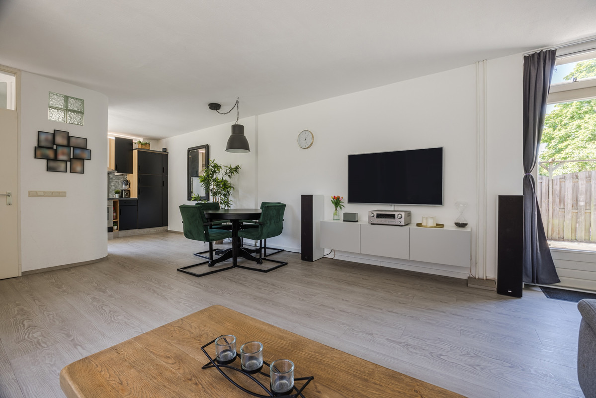 Tussenwoning te koop: Grebbe 7, Rotterdam