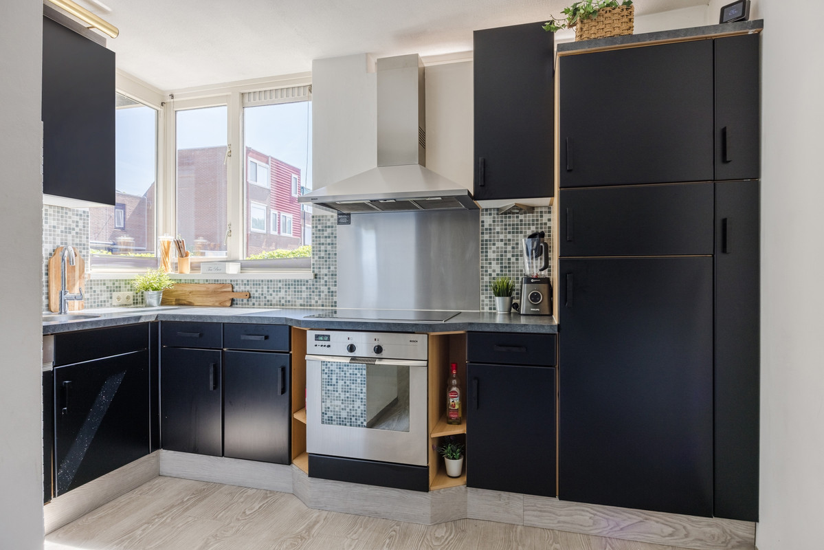 Tussenwoning te koop: Grebbe 7, Rotterdam