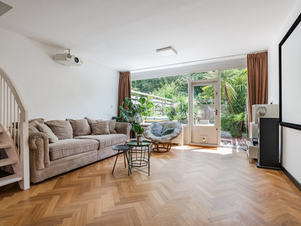 Azarooldoorn 40