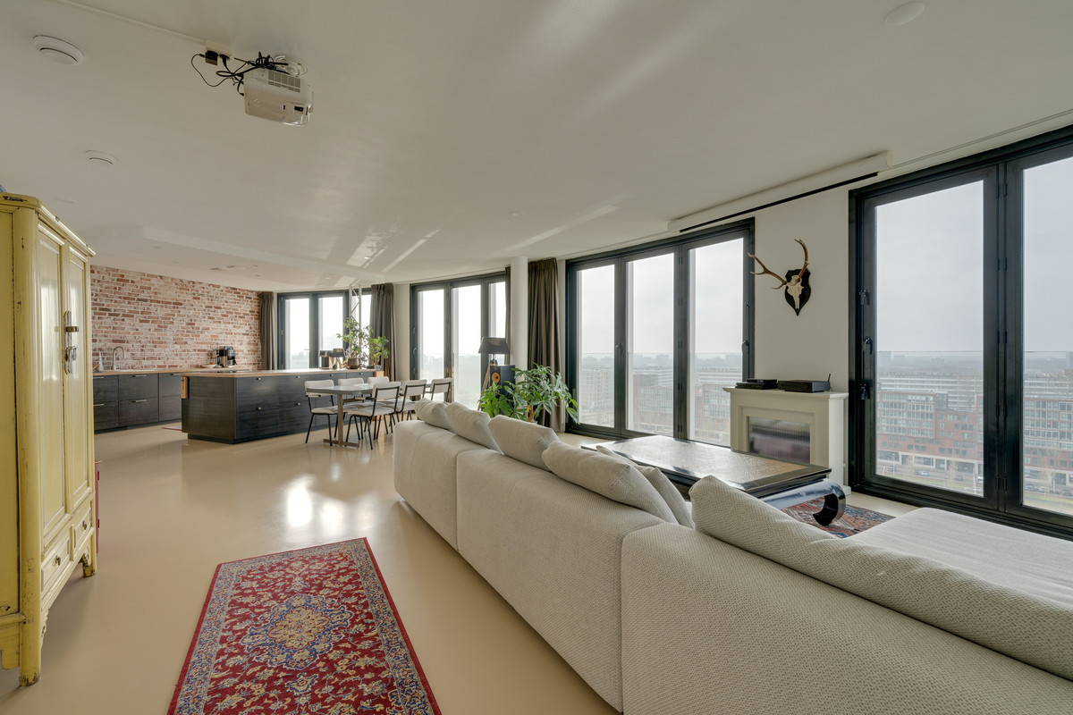 Appartement te huur: Oeverpad 201, Amsterdam