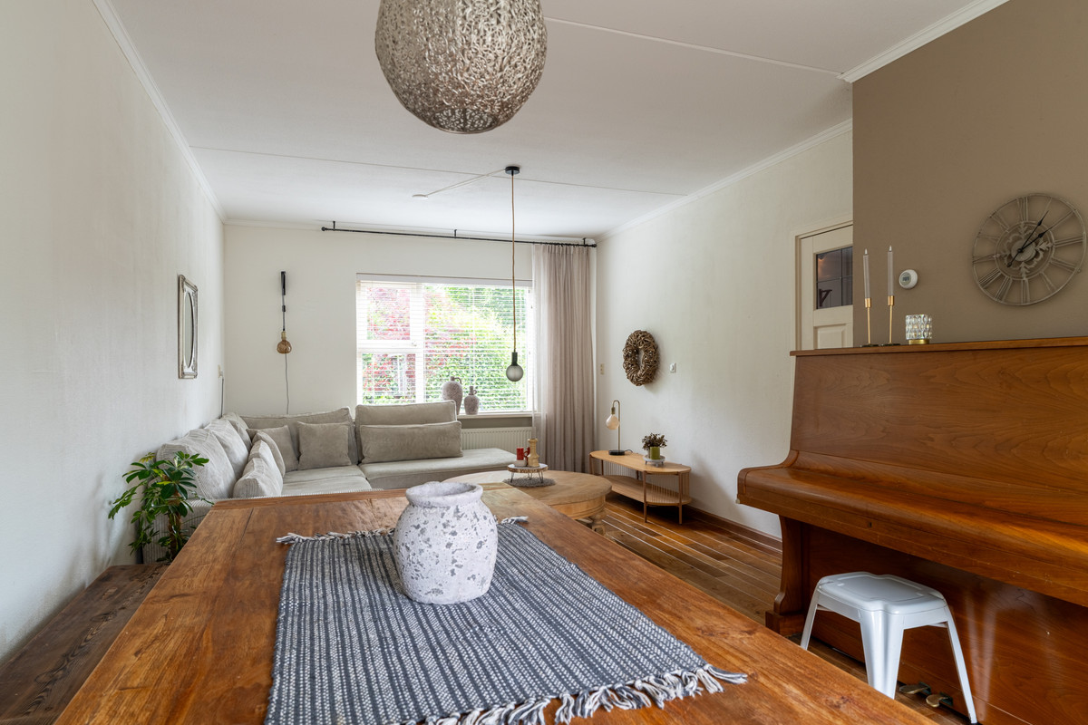 Tussenwoning te koop: Klaproos 64, Werkendam