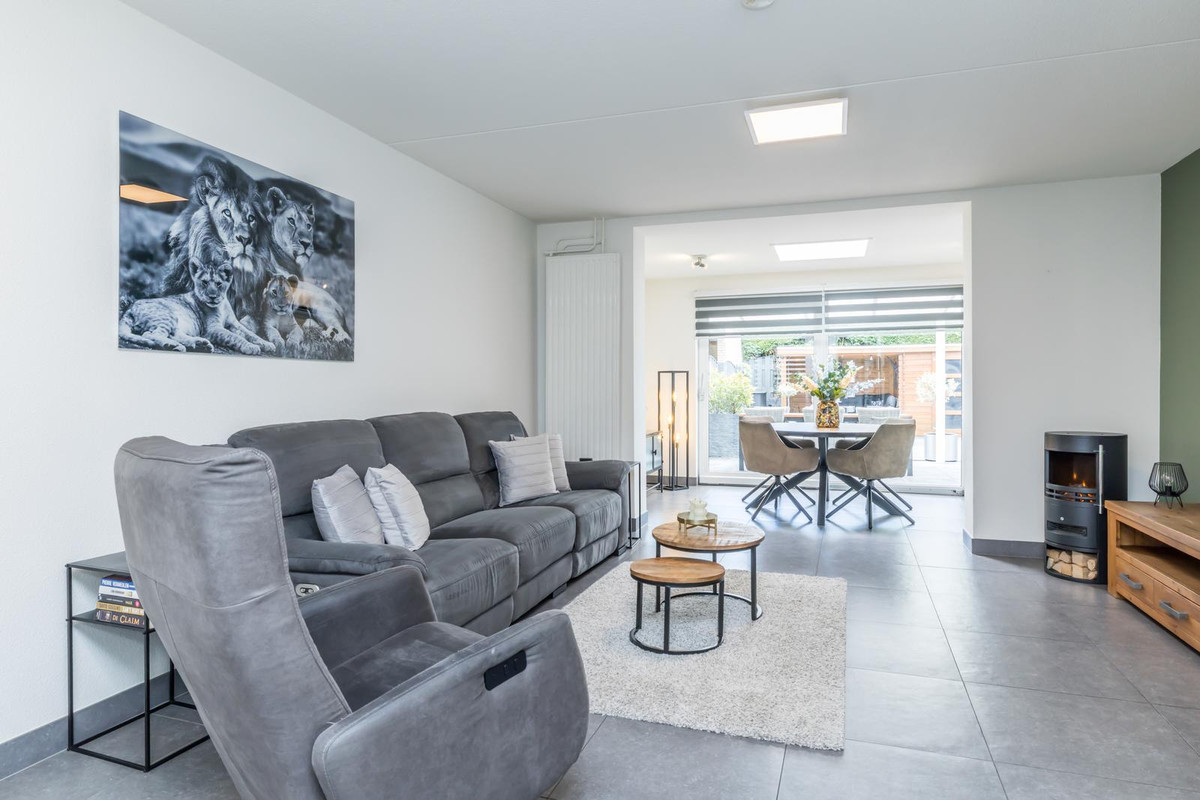 Tussenwoning te koop: Varenbeukerweg 5A, Heerlen