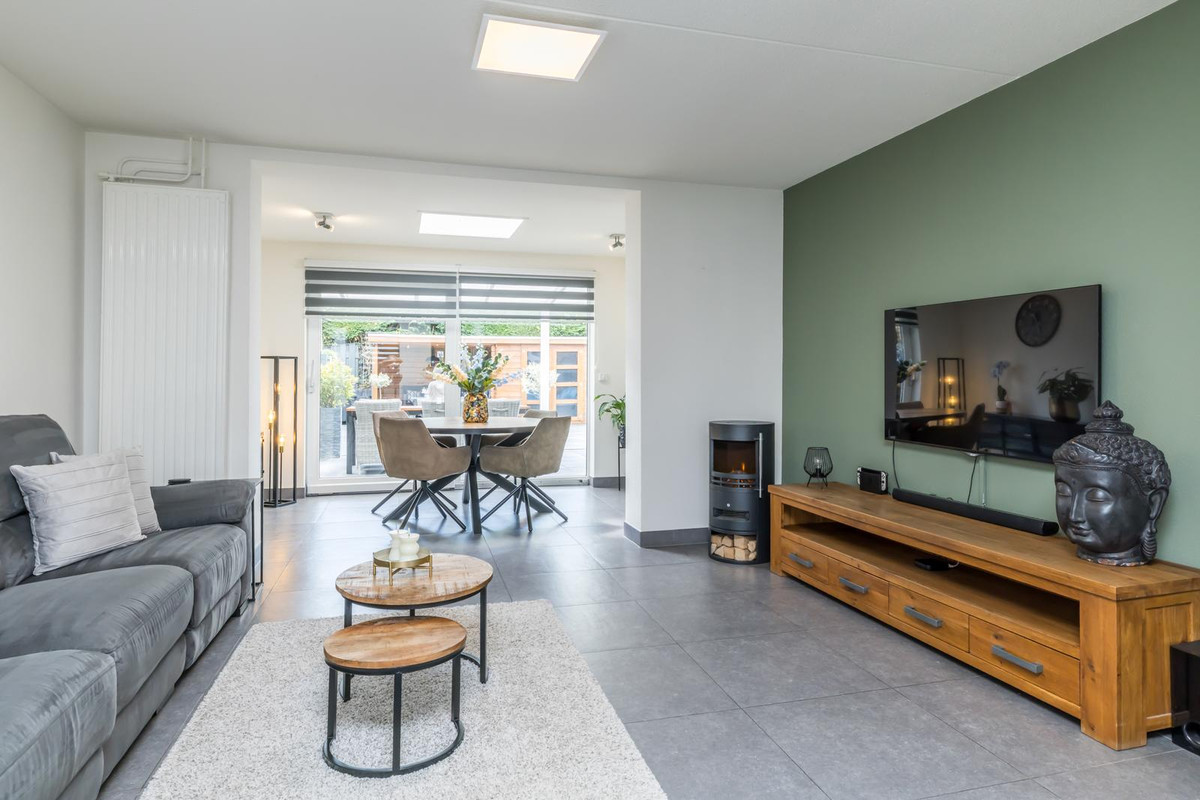 Tussenwoning te koop: Varenbeukerweg 5A, Heerlen