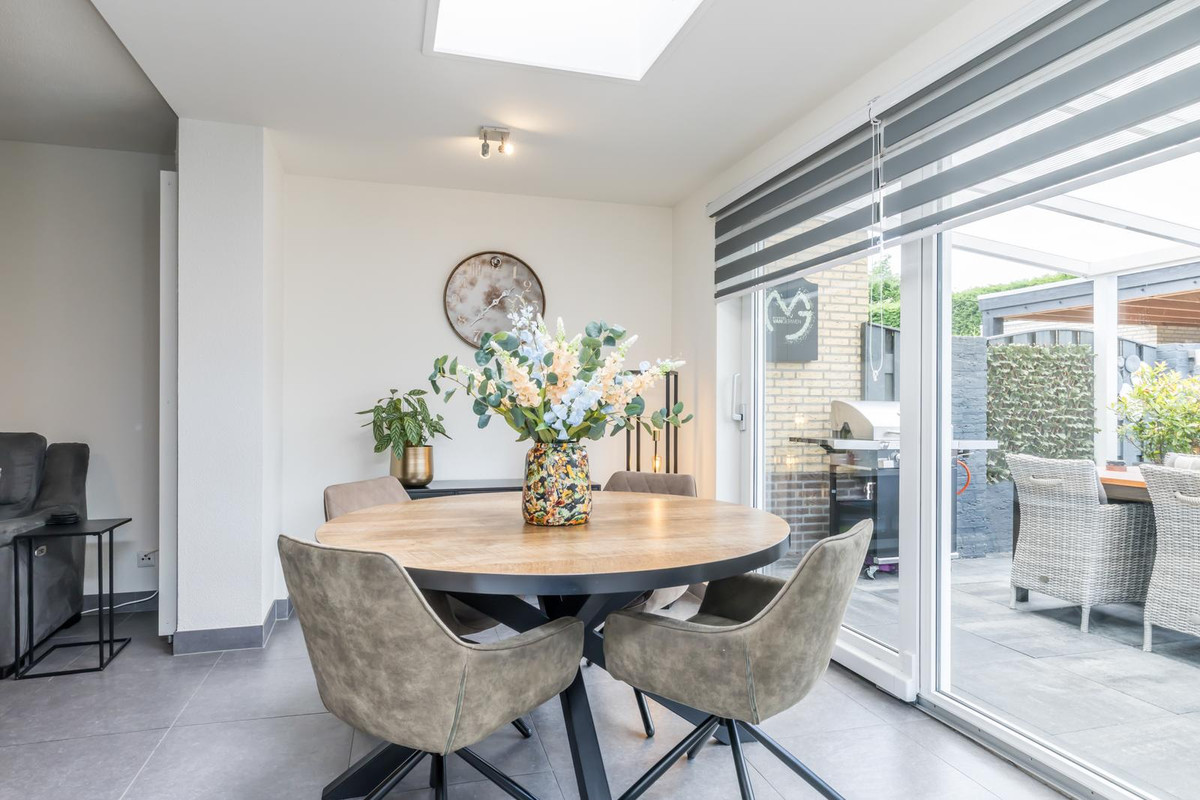 Tussenwoning te koop: Varenbeukerweg 5A, Heerlen