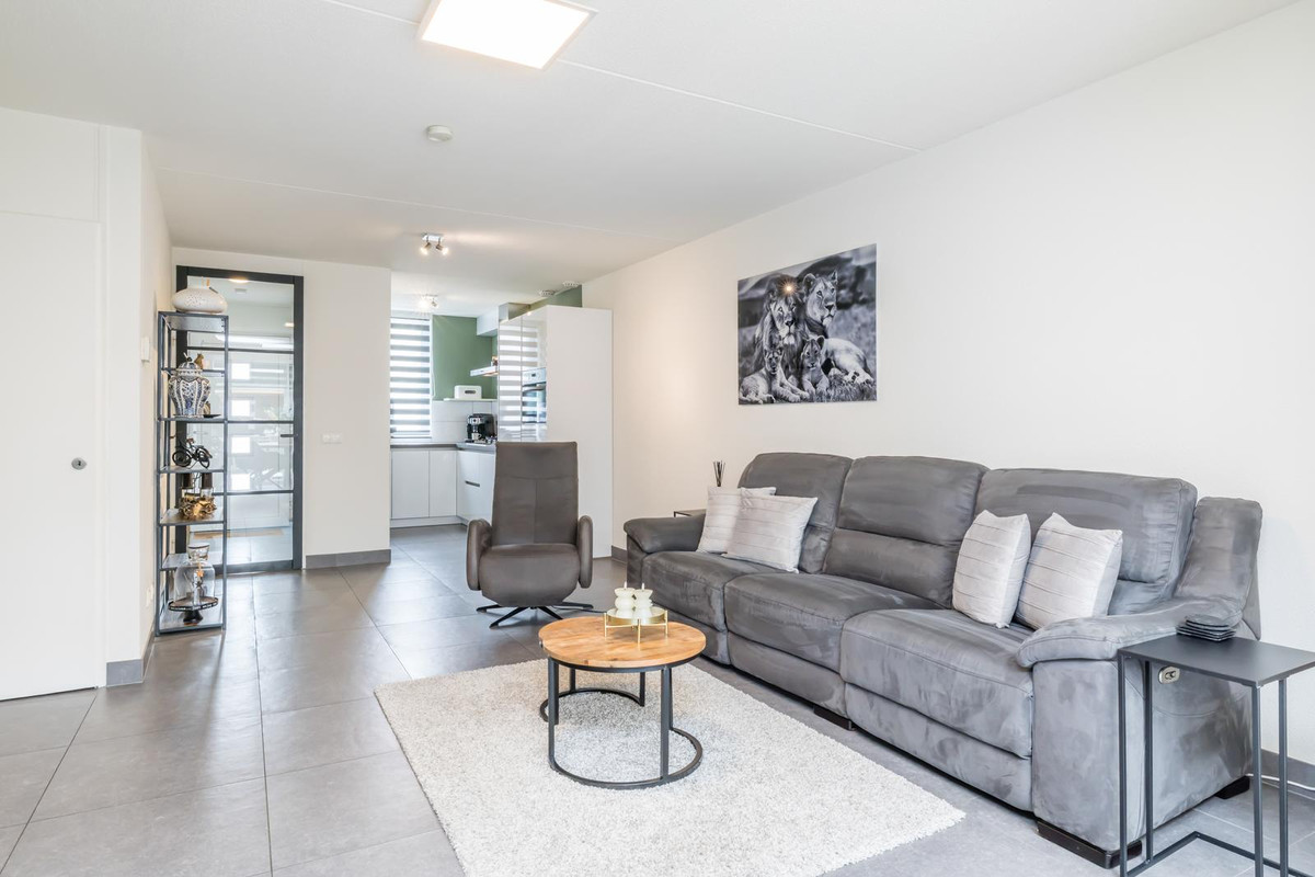 Tussenwoning te koop: Varenbeukerweg 5A, Heerlen