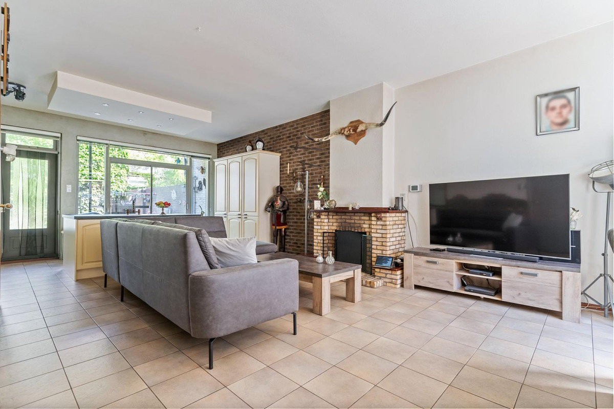 Tussenwoning te koop: Christiaan de Wetstraat 7, Dordrecht