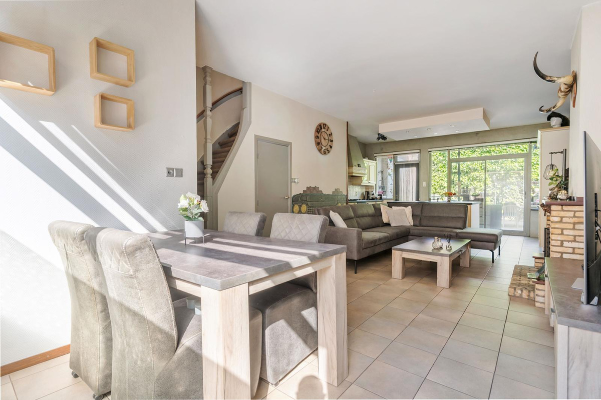 Tussenwoning te koop: Christiaan de Wetstraat 7, Dordrecht