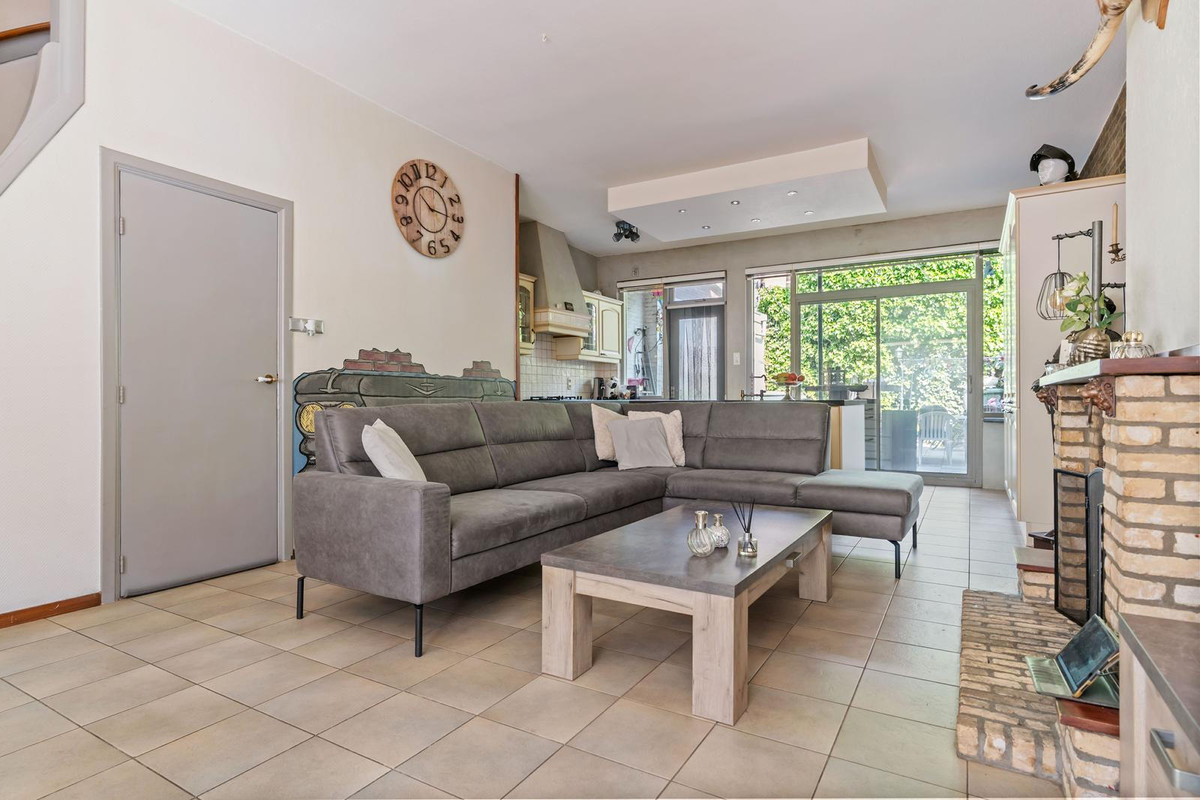 Tussenwoning te koop: Christiaan de Wetstraat 7, Dordrecht