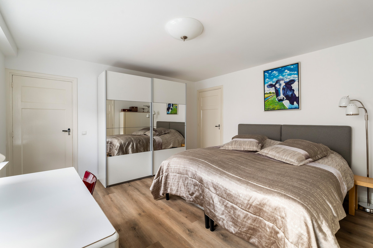 Vrijstaande woning te koop: Noordeinde 77A, Roelofarendsveen