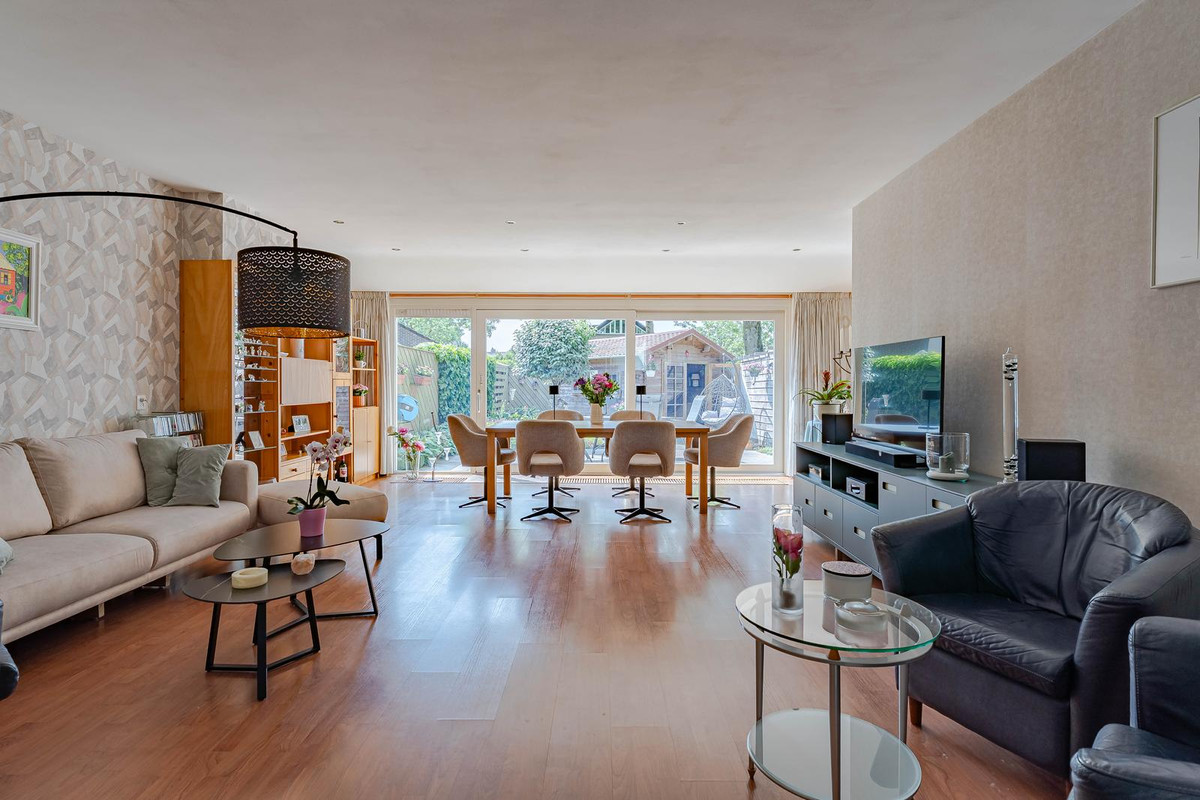 Hoekwoning te koop: Klaverveld 1, Waddinxveen